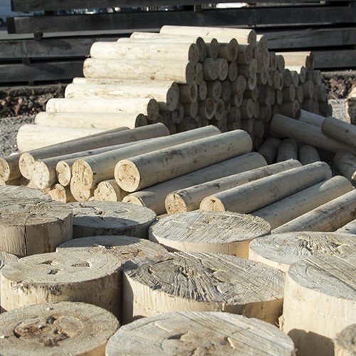 Tronco de madera maciza de 110 a 170 mm de diámetro sin corteza - tronco de madera sin corteza - wood log without bark