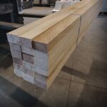 Listón de roble macizo 50x30 mm seco con tratamiento CU3 Premier paquete 6 unidades