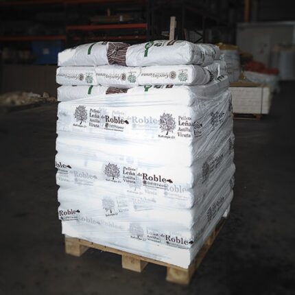 Pellets de madera en palet de 77 sacos de 15 kilos