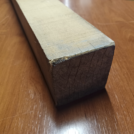 cuadradillo de madera tropical - piecerío de madera tropical - poste cuadrado de madera