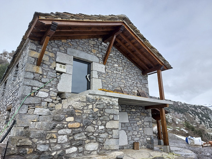 Cabaña de piedra en Cantabria - Artesoba