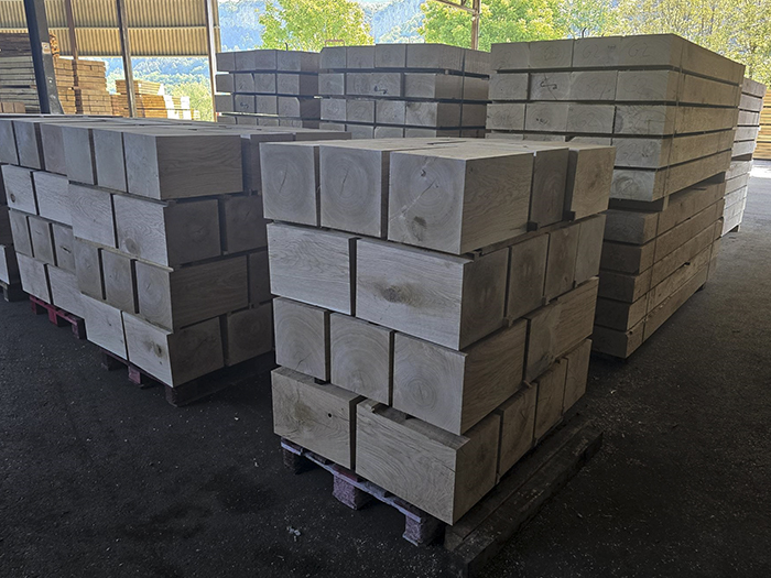 Dados de roble macizo para decoración